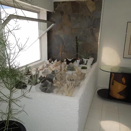 Casa Del Mar With Large Sun Terrace Facing The Sea, Luxury Apartamento *